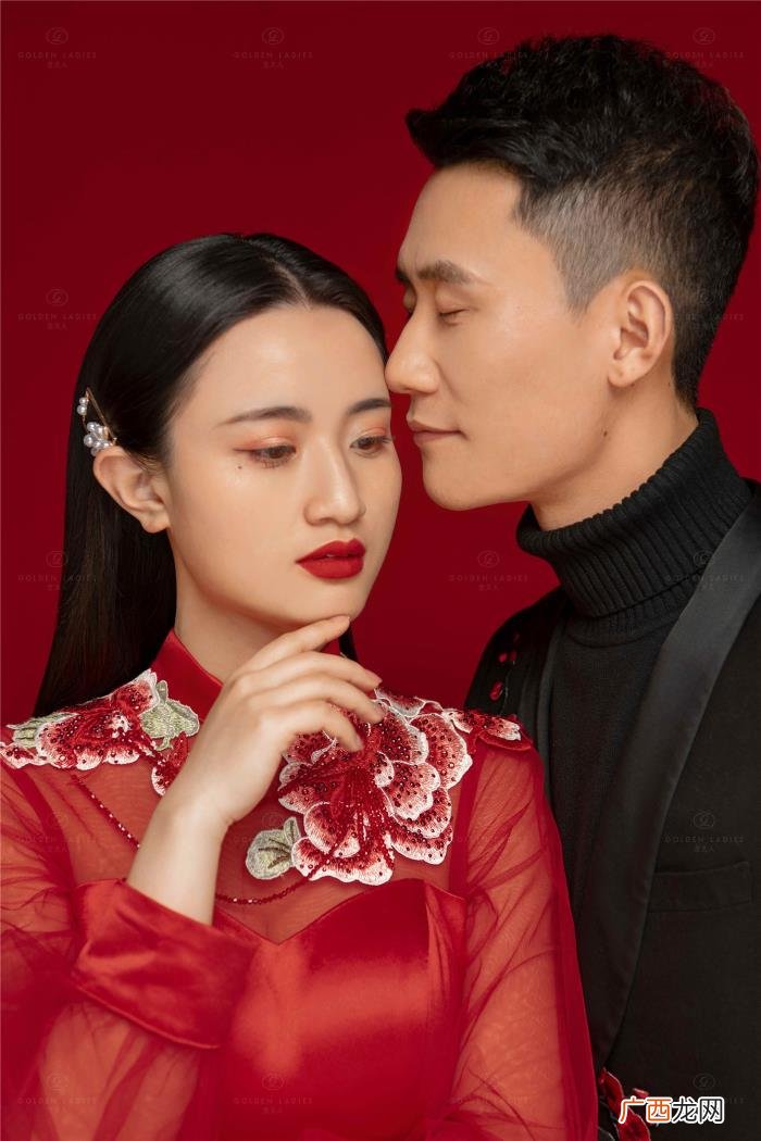 旗袍婚纱照，客片分享丨这样喜庆的旗袍婚纱照你觉得能打几分