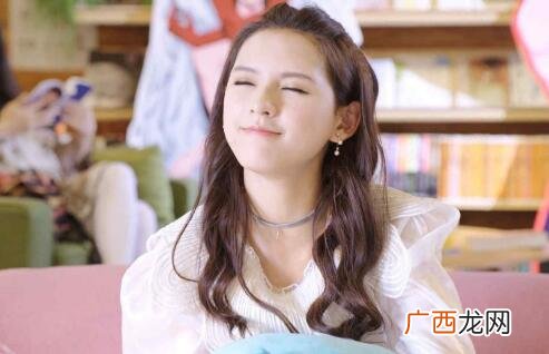 为什么女生明明在乎你却又保持距离?
