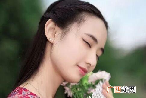 女生情感经历丰富但没谈过恋爱，是真的吗？