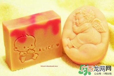 母乳做香皂可以洗脸吗？母乳可以做面膜吗？