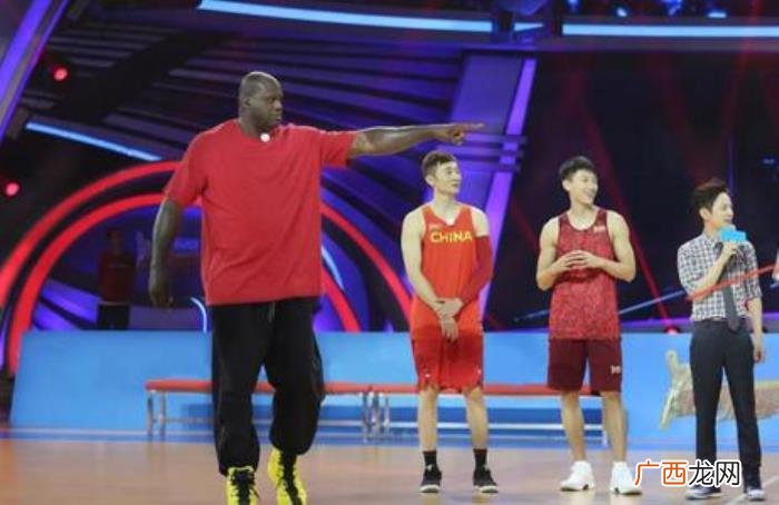 宋茜贾乃亮，贾乃亮、宋茜、丁川和奥尼尔篮球比赛