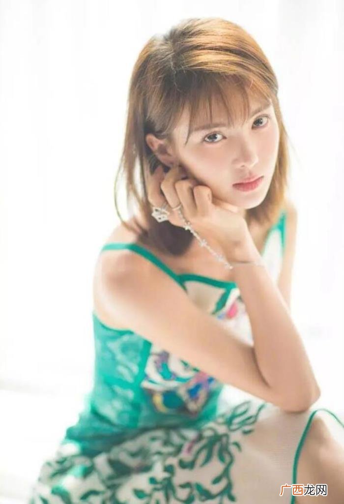 邓伦徐晓璐，邓伦前女友徐晓璐、白子卉、周楚楚、金晨