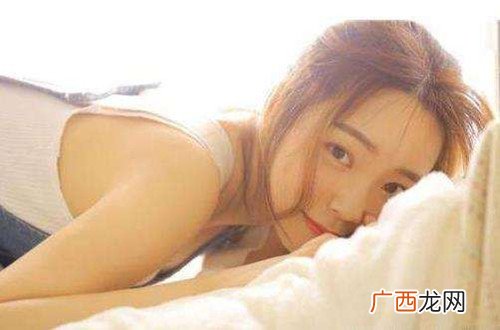 怎么追内向女生？内向女生喜欢你的表现
