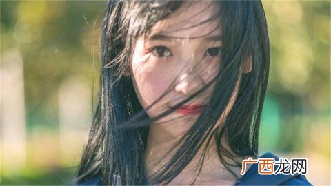 怎么追内向女生？内向女生喜欢你的表现
