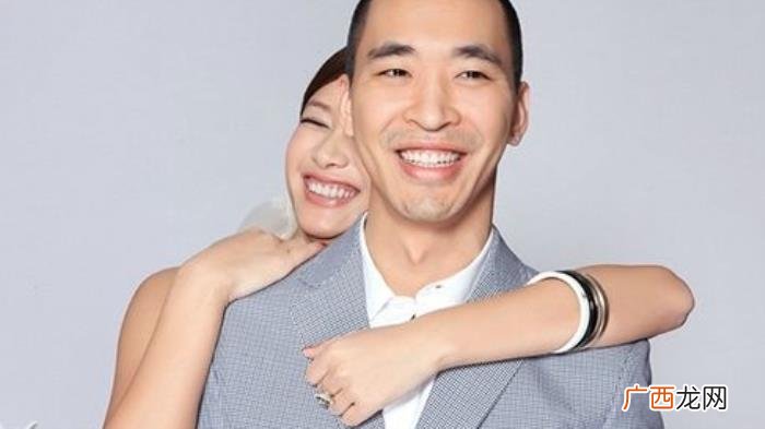 赵薇结婚了，四小花旦中赵薇章子怡周迅都结婚了