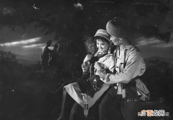 杨丽坤的美，老照片重温陈晓旭、杨丽坤的昔日风采