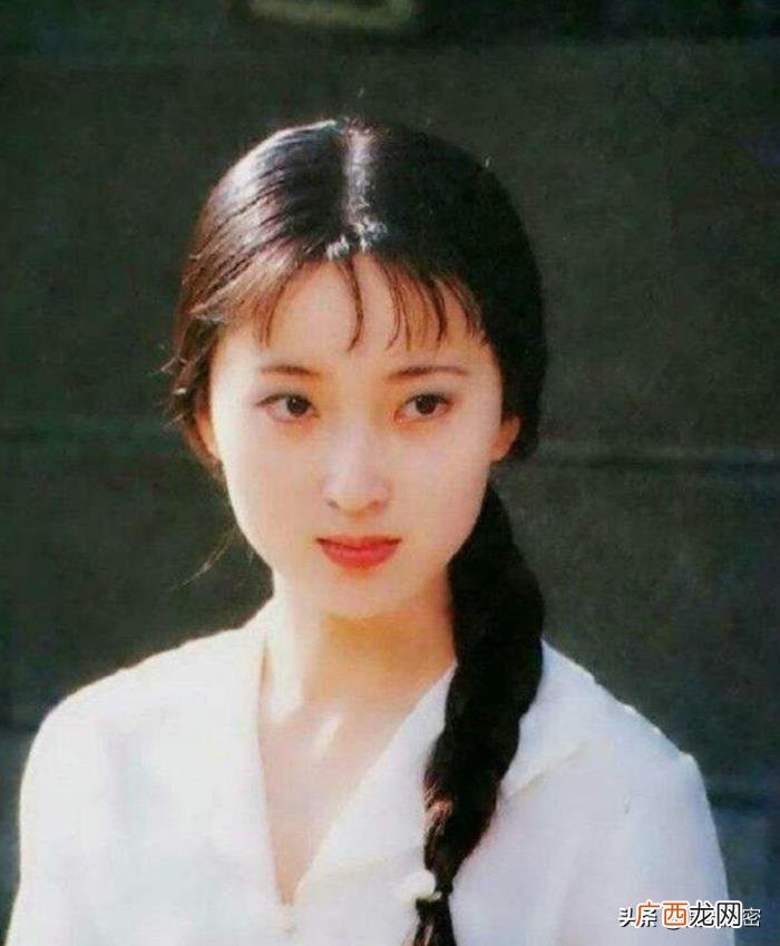 杨丽坤的美，老照片重温陈晓旭、杨丽坤的昔日风采