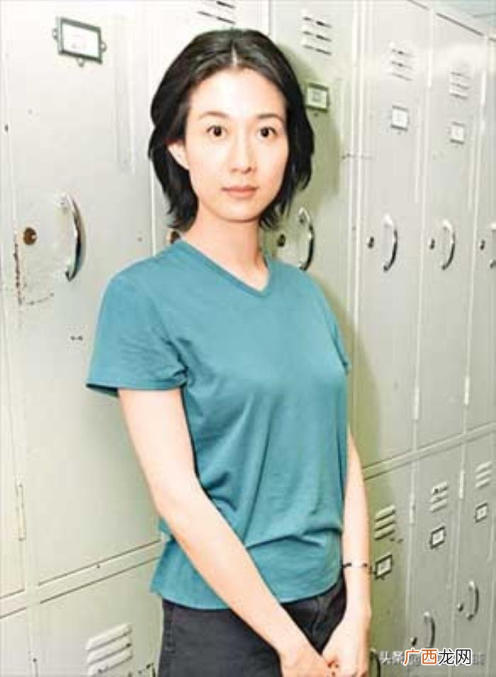 赵丽颖逆袭，资本女王赵丽颖的逆袭之路和背后相助的贵人