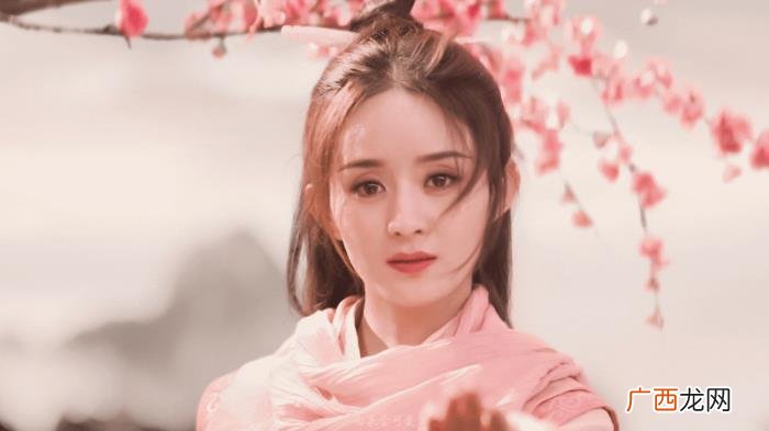 赵丽颖逆袭，资本女王赵丽颖的逆袭之路和背后相助的贵人