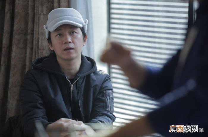 董洁潘粤明，潘粤明和董洁终于变成了最恶俗的父母