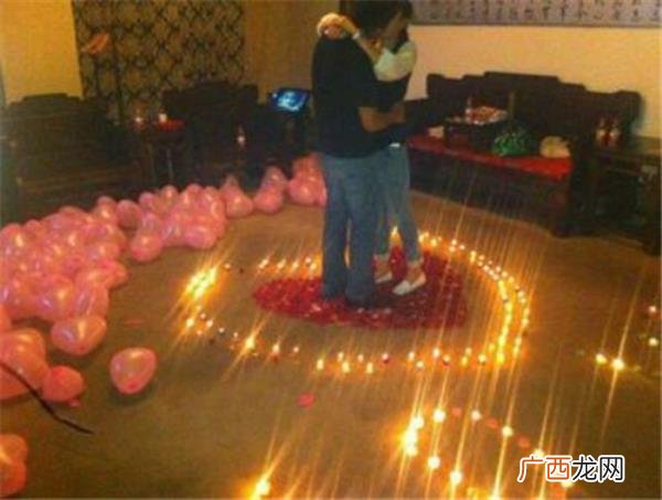 爱上离婚的女人会后悔吗，未婚男人爱上离婚的女人会幸福吗