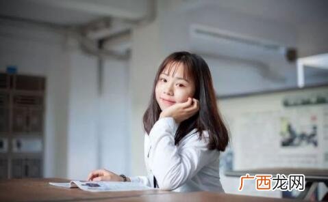 中年女人暗恋你的表现，你有没有被她暗恋？