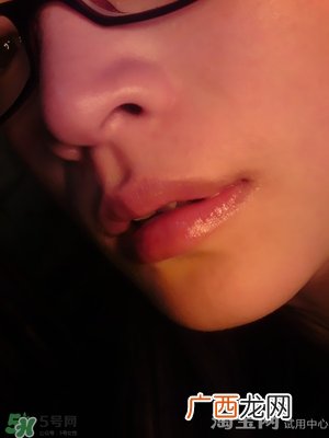 妮维雅唇膏和曼秀雷敦唇膏哪个好？妮维雅和曼秀雷敦对比