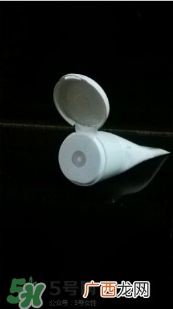 理肤泉b5正确使用方法_理肤泉b5修护霜怎么用