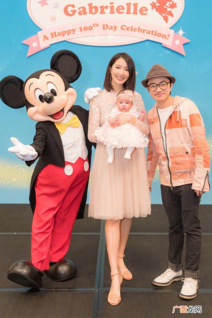王祖蓝老婆，王祖蓝妻子李亚男175cm还嫌矮