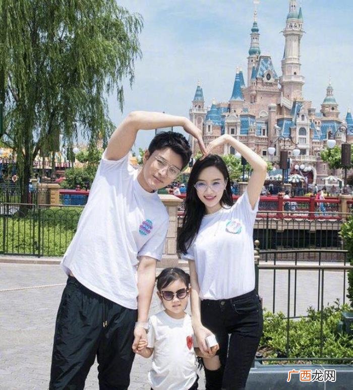 李小璐微博，李小璐微博diss贾乃亮质问其给过她什么
