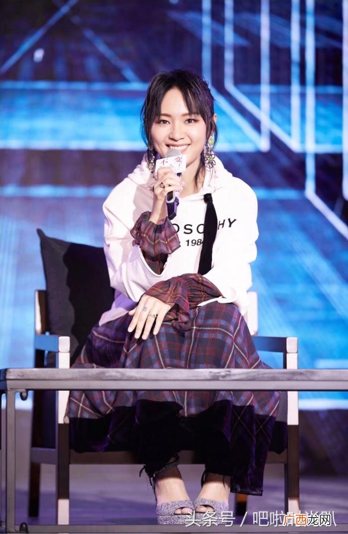 周笔畅瘦了，周笔畅瘦了20斤后竟然美出女人味