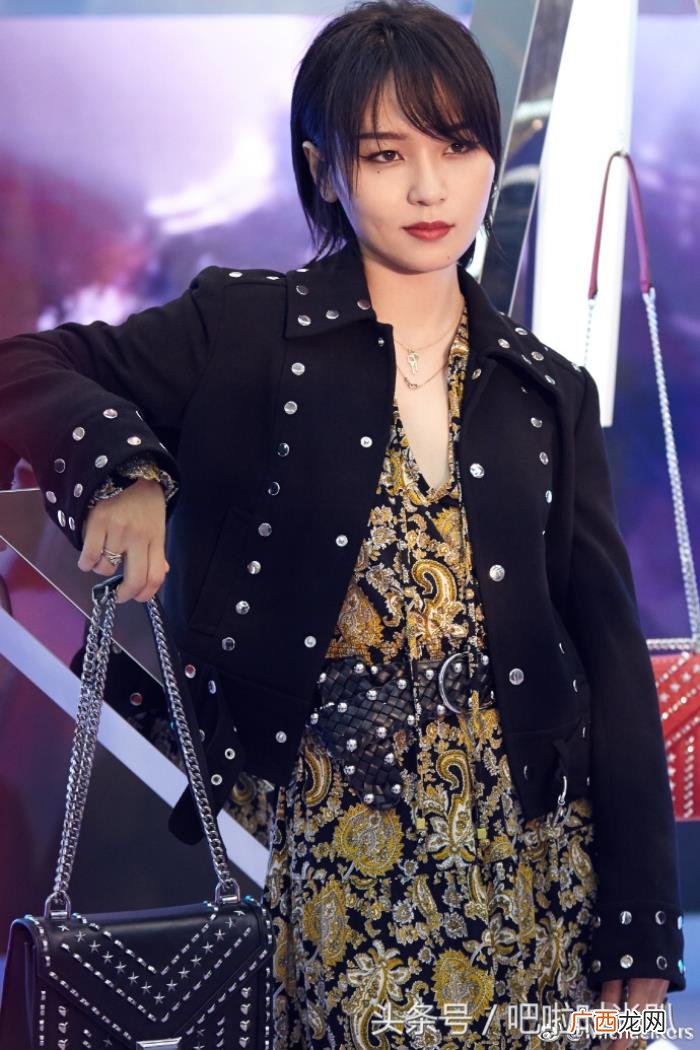 周笔畅瘦了，周笔畅瘦了20斤后竟然美出女人味