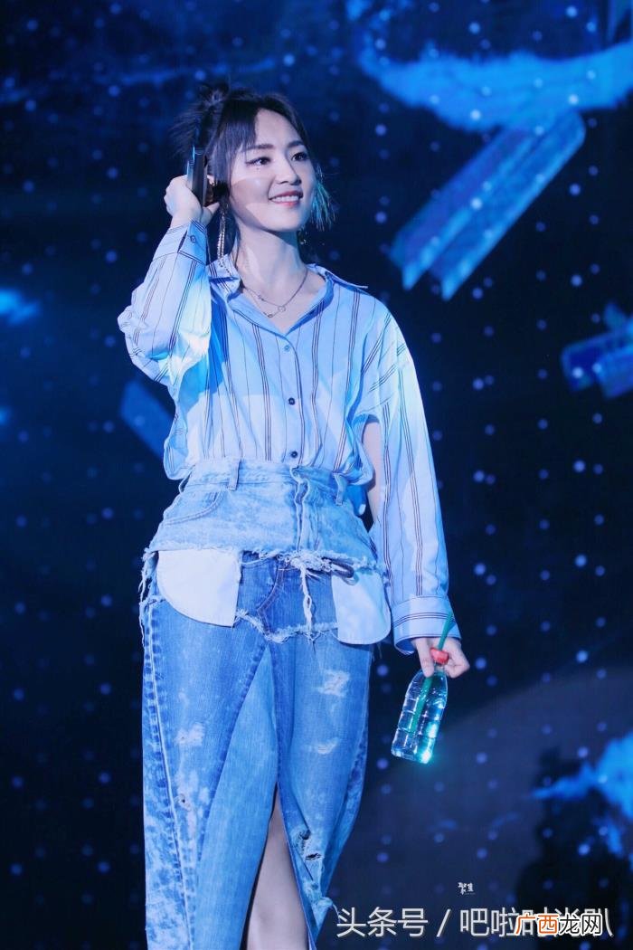 周笔畅瘦了，周笔畅瘦了20斤后竟然美出女人味