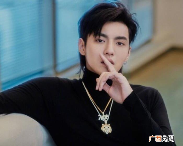吴亦凡撞脸，男网红因撞脸吴亦凡走红被称为吴亦凡分凡