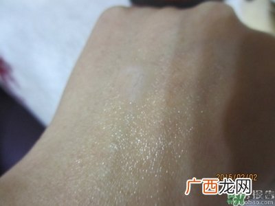 雅诗兰黛红石榴系列真假 雅诗兰黛红石榴系列真假鉴别