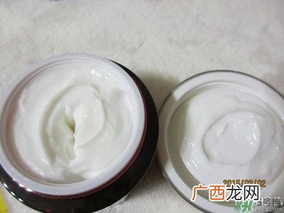 雅诗兰黛红石榴系列真假 雅诗兰黛红石榴系列真假鉴别