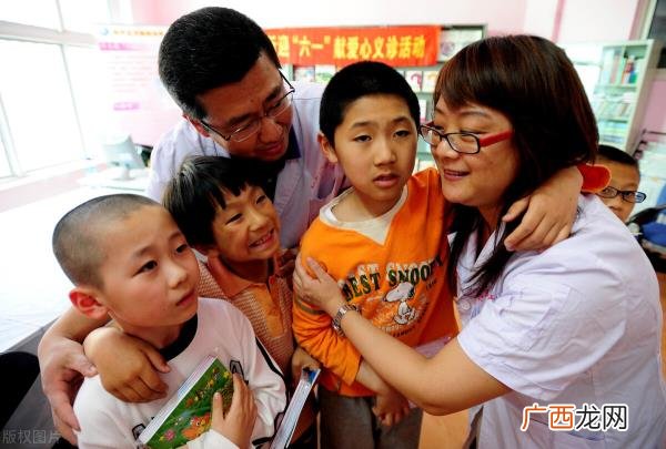 常年分居可以离婚吗，夫妻双方分居多久后可以离婚