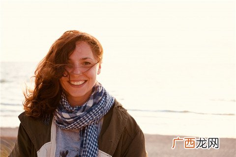 说话太直怎么办？说话太直该怎么改变？