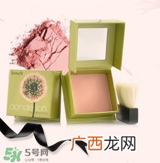 贝玲妃蒲公英蜜粉色号 benefit贝玲妃蒲公英蜜粉试色