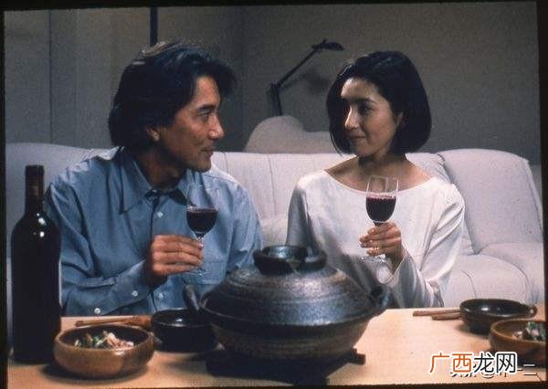 沉迷于婚外情的刺激怎么办，沉迷于婚外情的中年男女