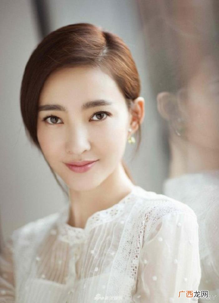 王丽坤微博，素颜女神王丽坤最新微博密集恐惧症患者