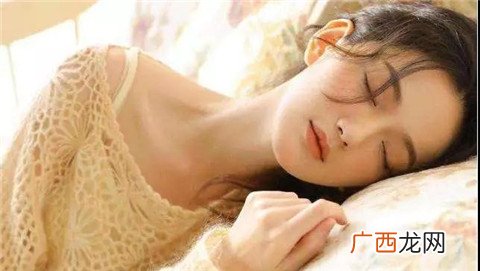 怎么把一个内向的女生追到手？
