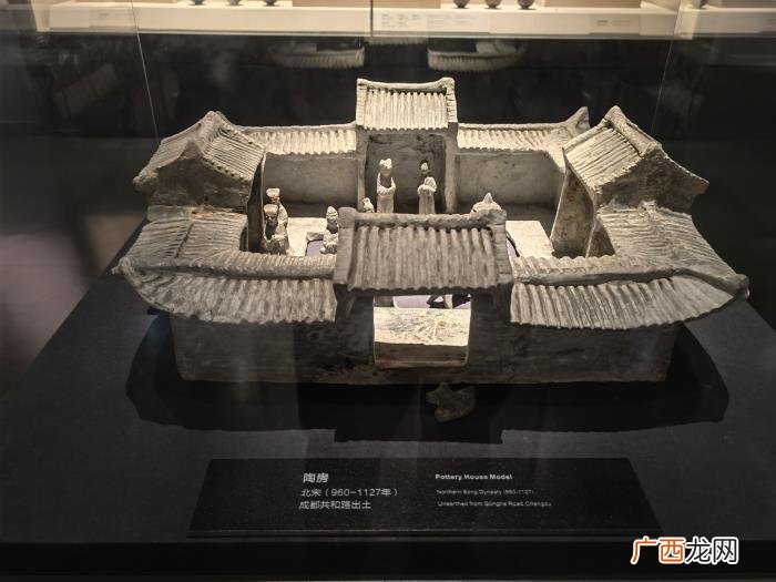 成都的历史，向我们讲述成都从先秦到明清的历史过往