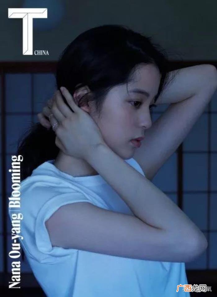 肖战写真照，肖战的日系写真在调色上居然这么鸡贼