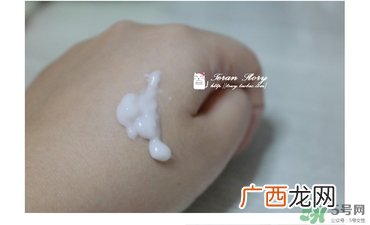 悦诗风吟红酒睡眠面膜真假 红酒面膜新旧包装对比