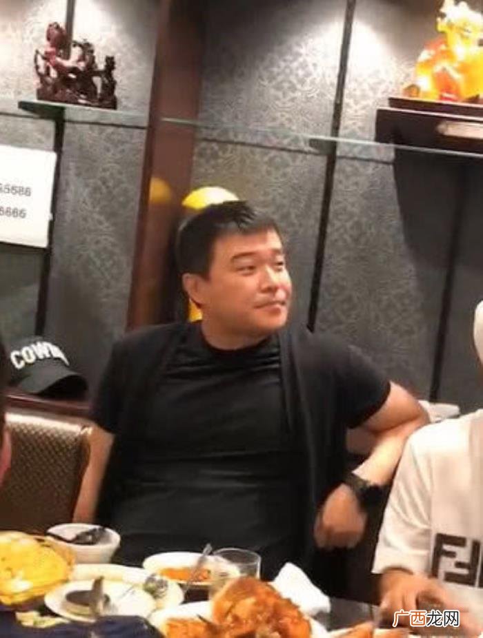 陈思诚近照，陈思诚近照曝光同王宝强刘昊然聚餐
