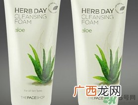 洗面奶一天洗几次最好?洗面奶一天用几次最好?