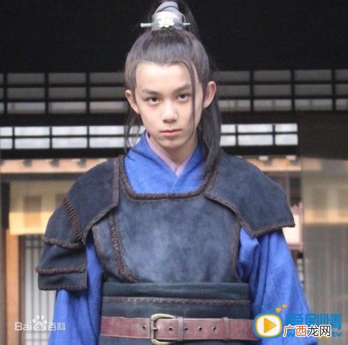 官宣女朋友，吴磊正式官宣甜蜜女友双方高调认证情侣关系