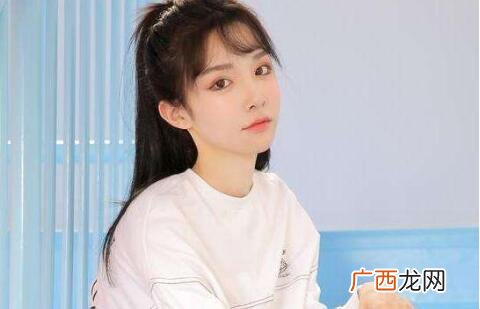 吸引女生的聊天方式与技巧，做到两点吸引女生