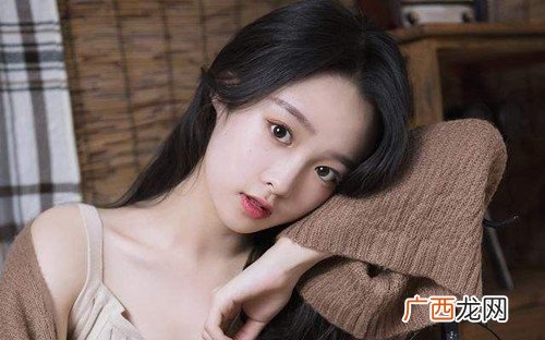 女生故意让你吃醋怎么应对？