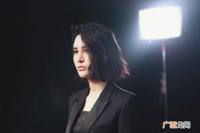 厉娜谭维维，但谭维维也不可能像许飞厉娜那样去聚首
