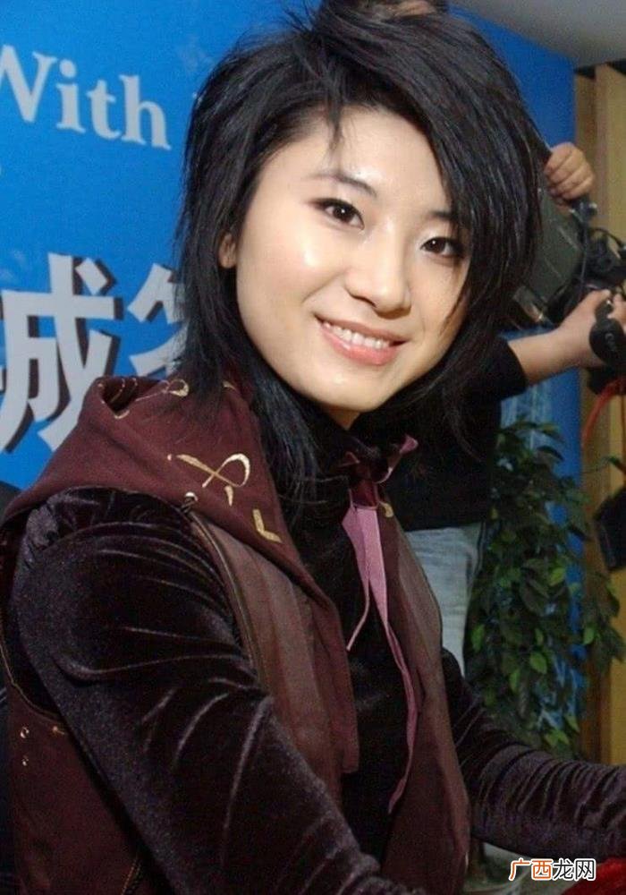 厉娜谭维维，但谭维维也不可能像许飞厉娜那样去聚首