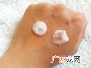 贺本清小甘菊护手霜真假辨别