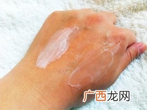贺本清小甘菊护手霜真假辨别