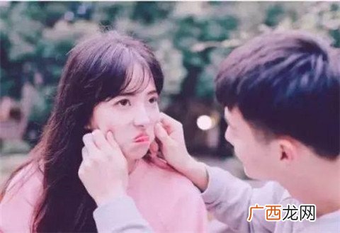 如何通过女生朋友圈了解她？