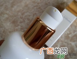 雪露紫嫩肤水怎么样?雪露紫嫩肤水好用吗?