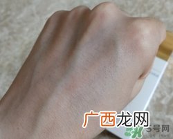 雪露紫嫩肤水怎么样?雪露紫嫩肤水好用吗?