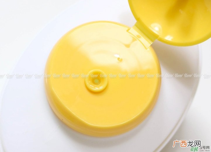holika懒蛋蛋去角质多少钱？holika鸡蛋去角质啫喱价格