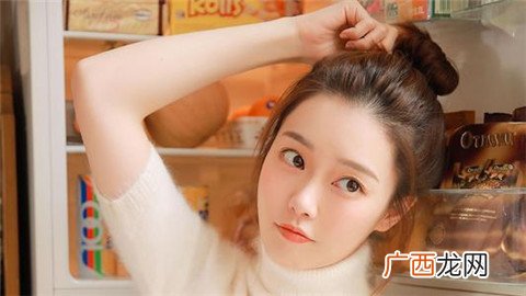 女生回消息又慢又敷衍怎么办？