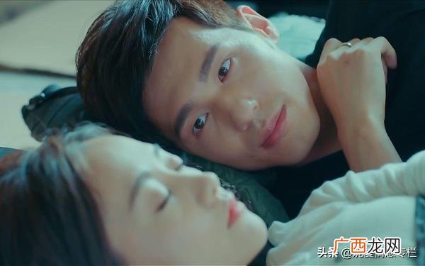夫妻长期不在一张床上，离婚还睡一张床的夫妻